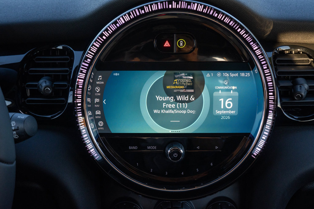 Used 2023 MINI Cooper S FWD image 20