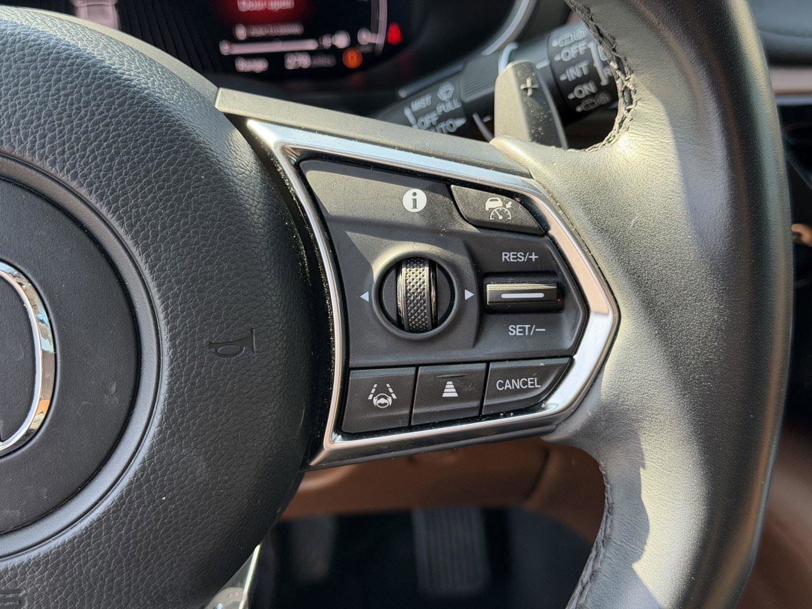 Certified 2024 Acura MDX FWD w/ Technology Package image 9