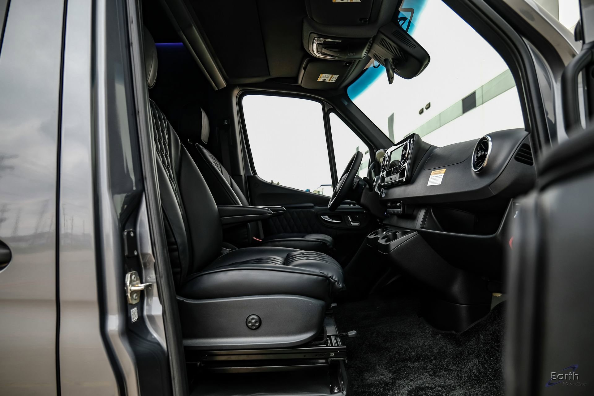 Used 2023 Mercedes-Benz Sprinter 3500 image 51