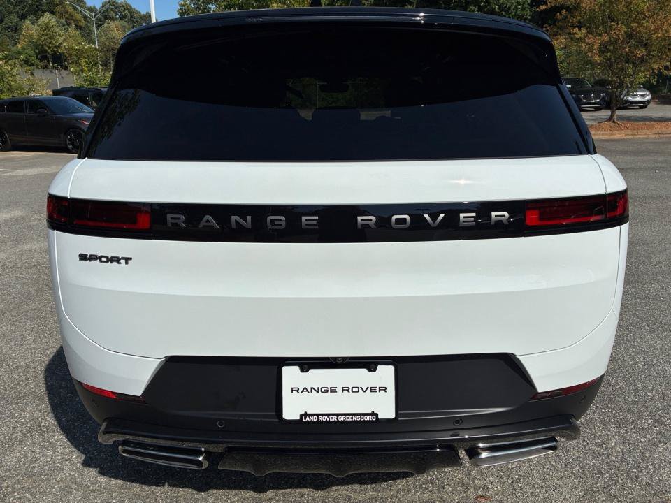 New 2027 Land Rover Range Rover Sport SE AWD/4WD image 14