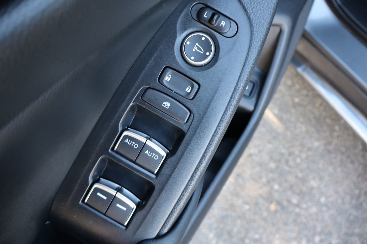 Used 2018 Honda Accord EX-L image 27