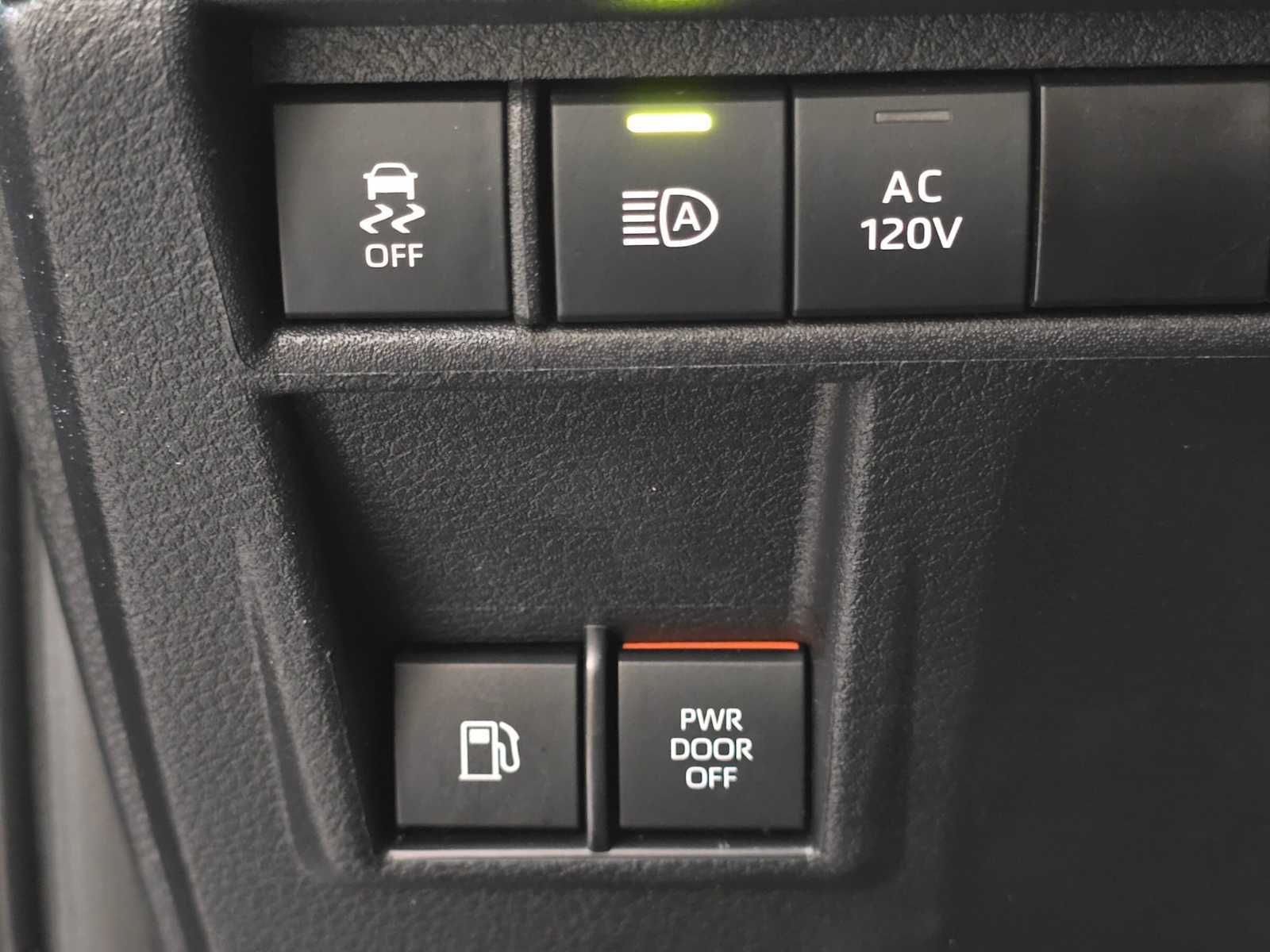 Certified 2024 Toyota Sienna XLE Woodland Edition AWD/4WD image 17