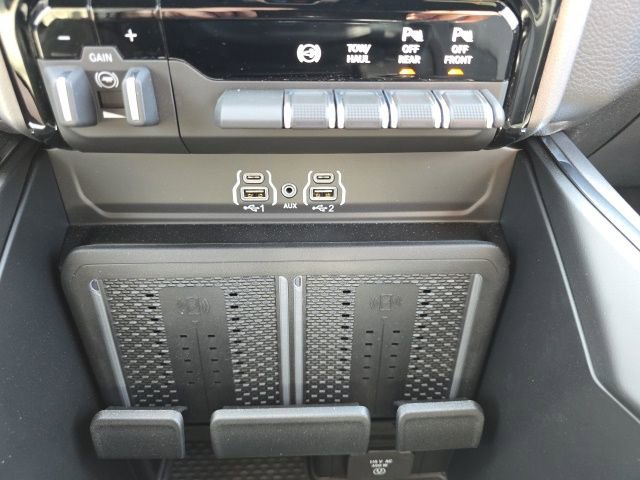 New 2026 RAM 2500 Laramie AWD/4WD image 19