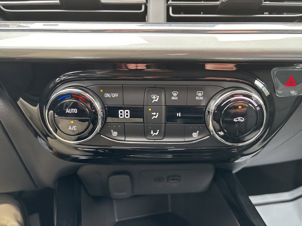 New 2026 Chevrolet Trax LT w/ Driver Confidence Package FWD image 15