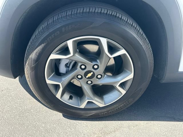 Certified 2026 Chevrolet Trax LT FWD image 14