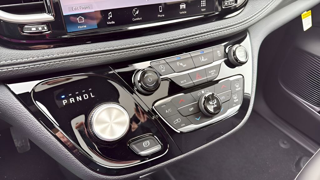 New 2026 Chrysler Pacifica Select image 15