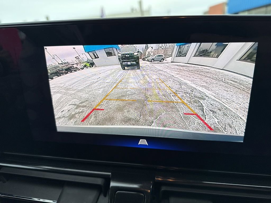 Used 2024 Chevrolet TrailBlazer LT image 37