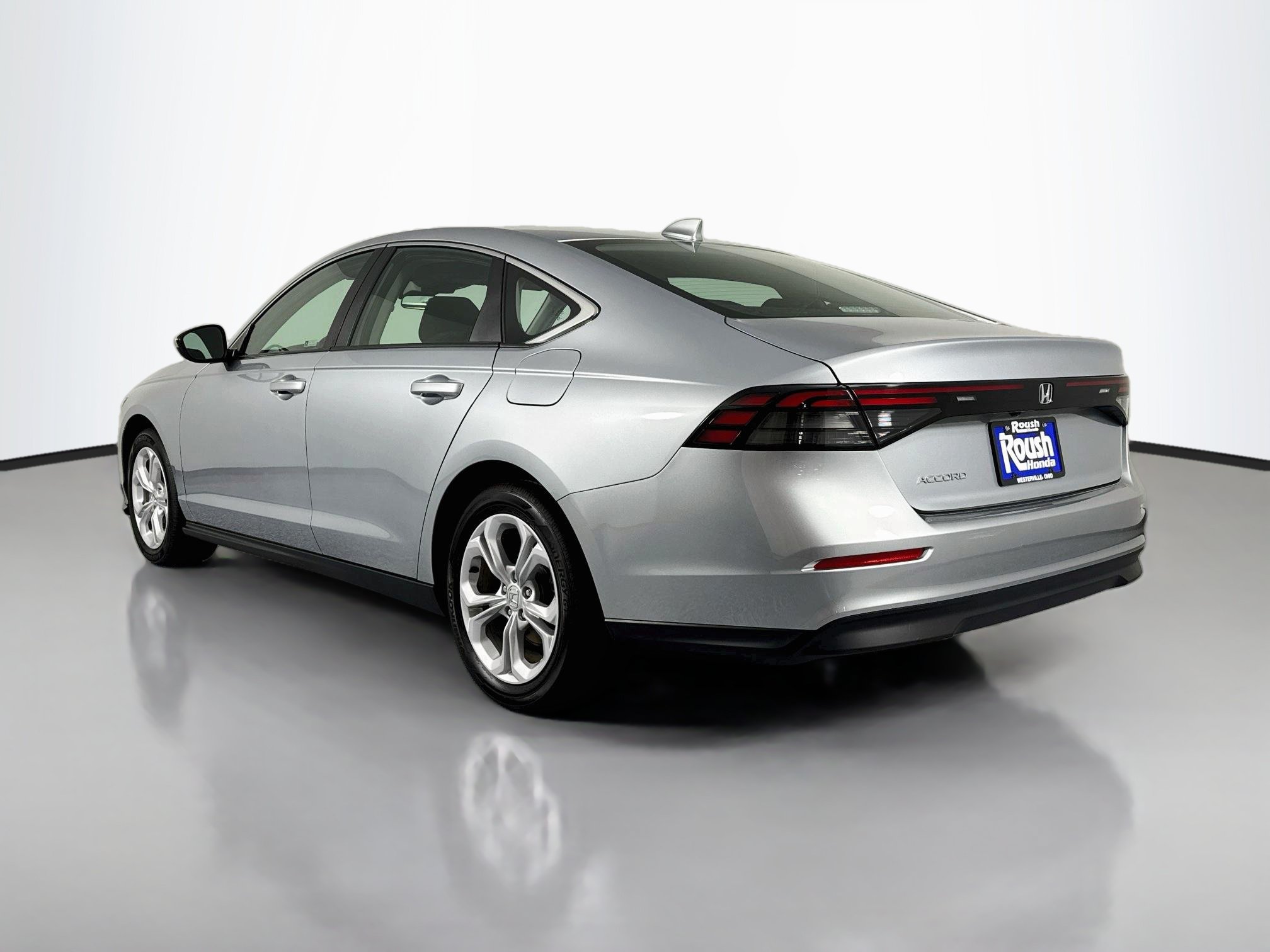 Certified 2023 Honda Accord LX image 7