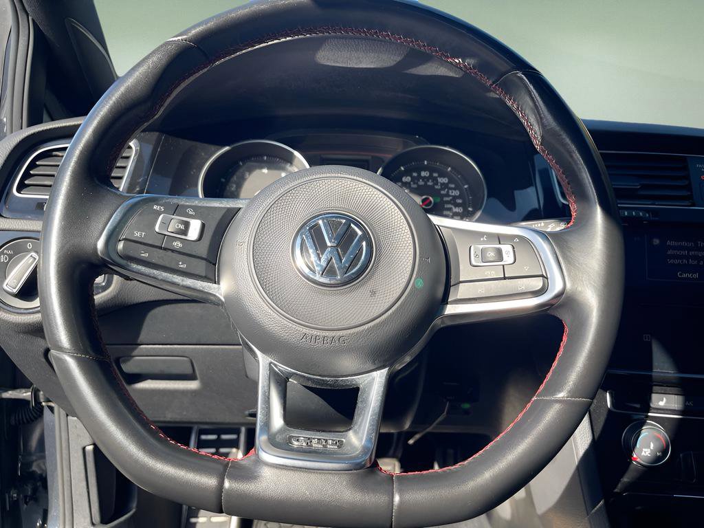 Used 2021 Volkswagen GTI SE image 15