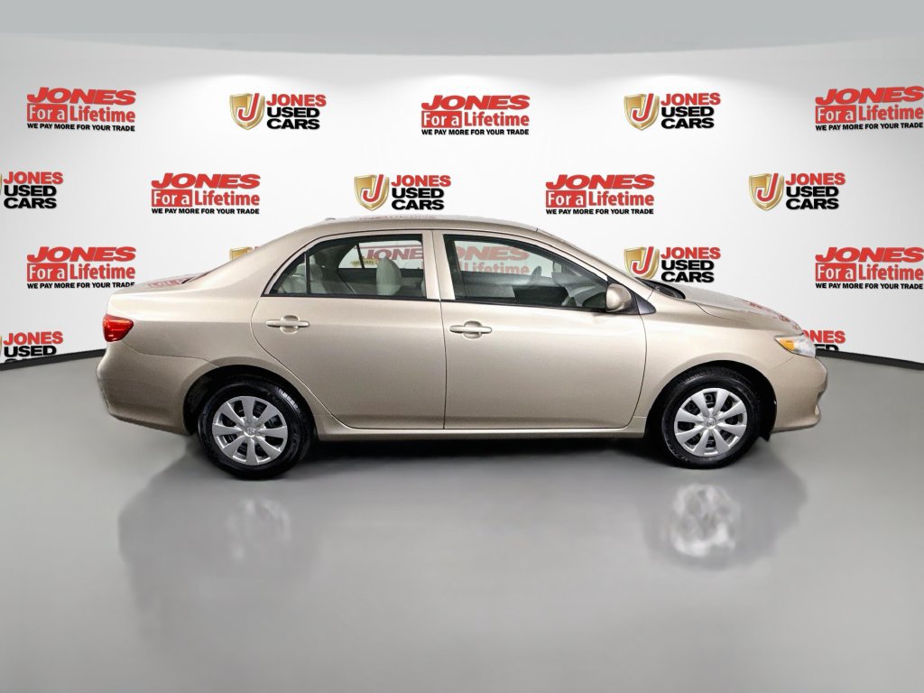 Used 2010 Toyota Corolla LE FWD image 14