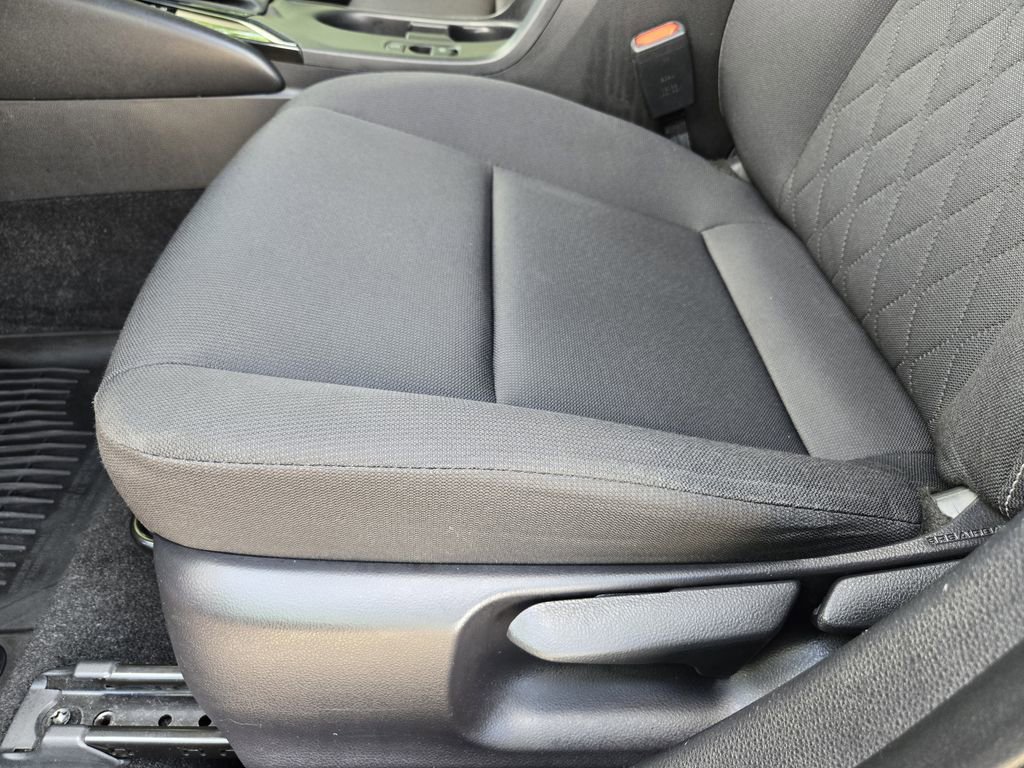 Used 2023 Toyota Corolla LE image 16