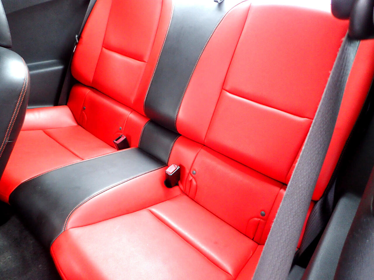 Used 2010 Chevrolet Camaro LT w/ Interior Accent Trim Package RWD image 11