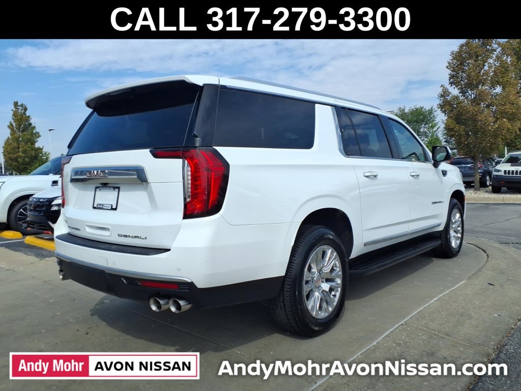 Used 2024 GMC Yukon XL Denali AWD/4WD image 7