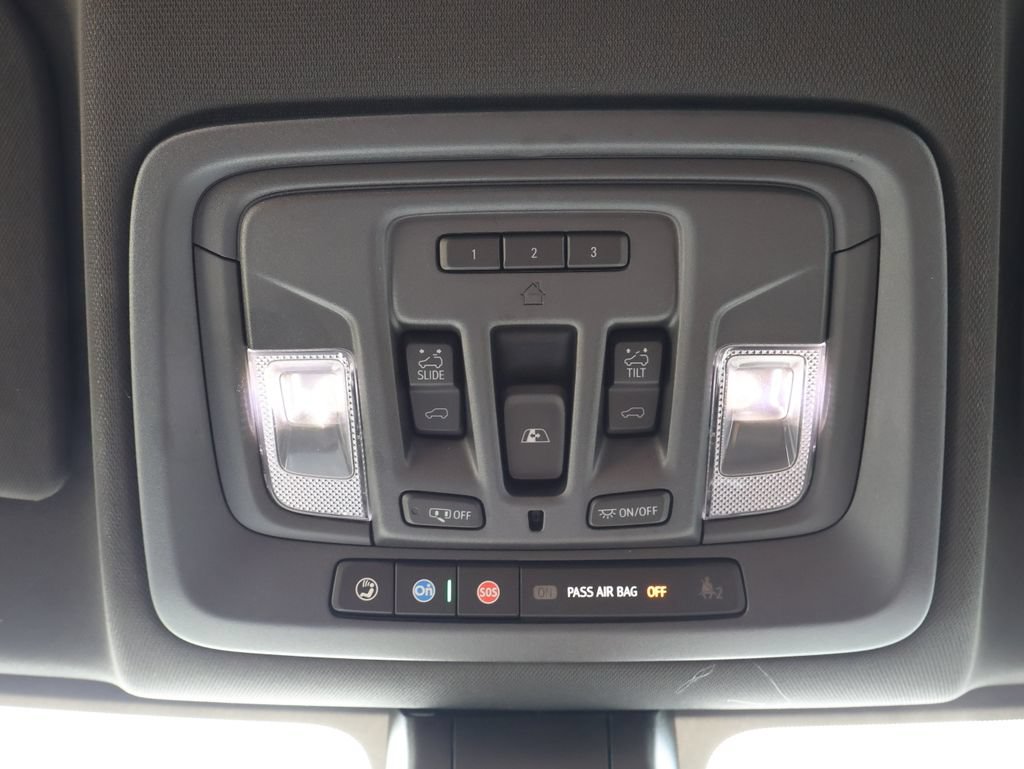 Used 2022 Chevrolet Silverado 1500 High Country w/ LPO, Dark Essentials Package AWD/4WD image 33