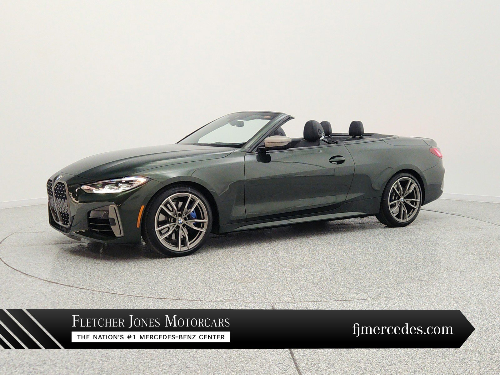 Used 2024 BMW M440i Convertible w/ Premium Package RWD image 1