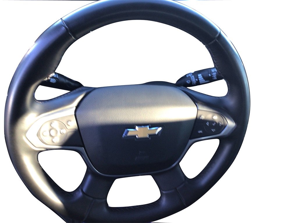 Used 2023 Chevrolet Traverse LT image 17