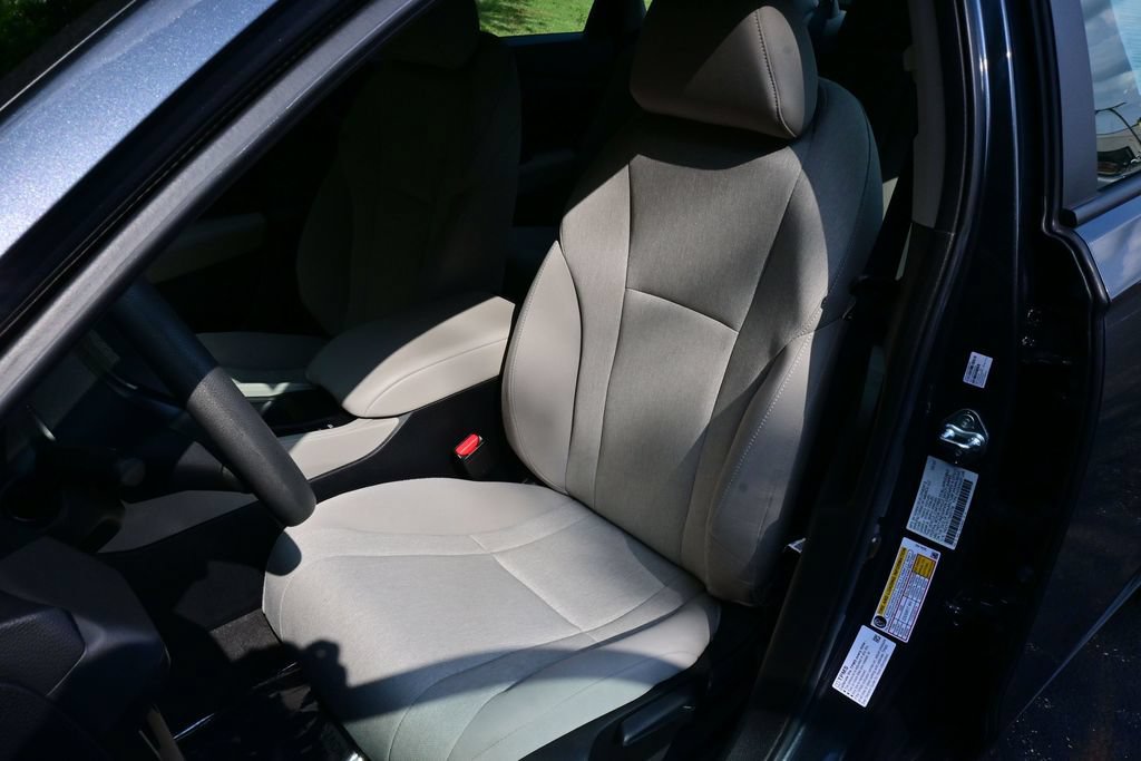 Certified 2025 Honda Accord LX image 29