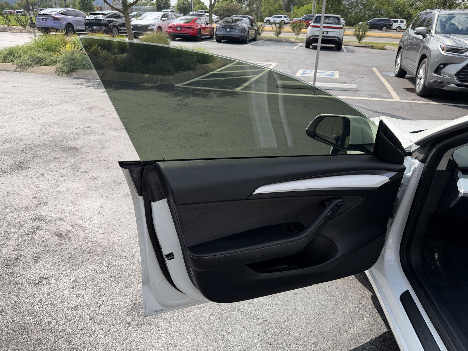 Used 2023 Tesla Model 3 Standard Range RWD image 11