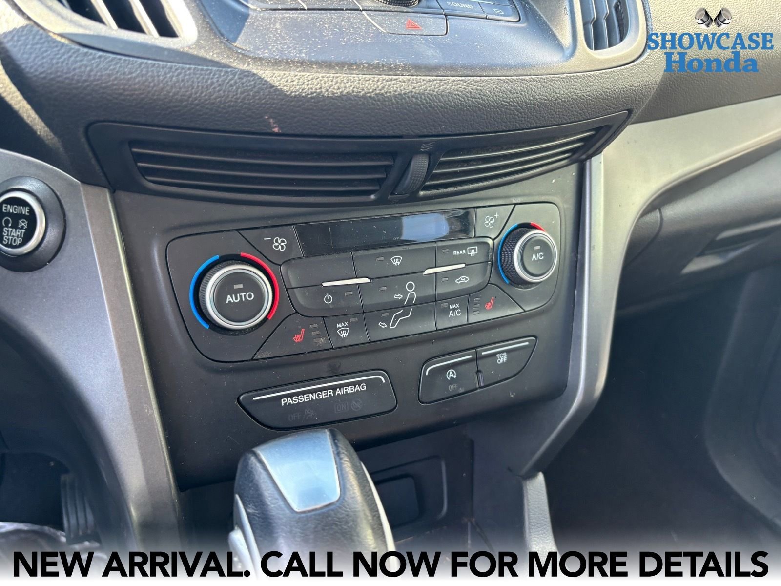 Used 2019 Ford Escape SEL image 11