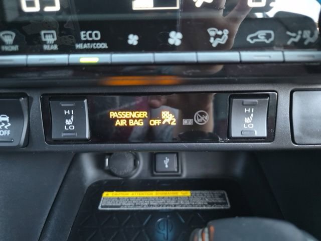 Used 2021 Toyota RAV4 XSE w/ Weather Package image 29