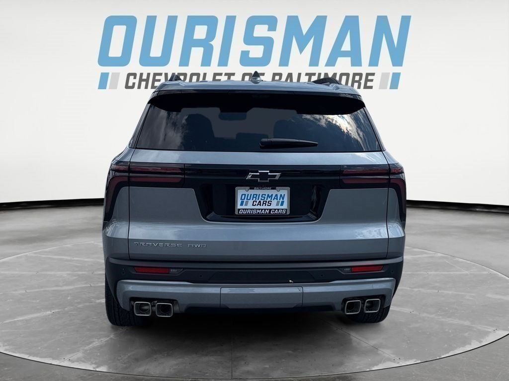 New 2026 Chevrolet Traverse LT w/ Sun and Wheel Package AWD/4WD image 5