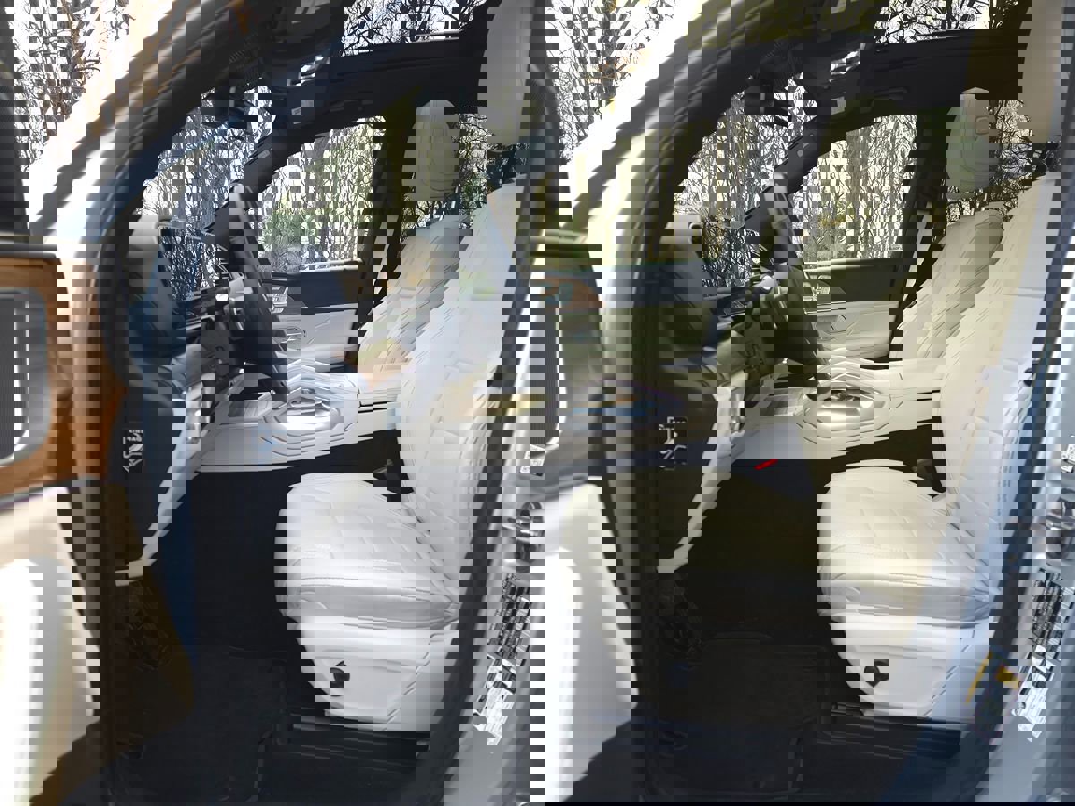 Used 2024 Mercedes-Benz GLE 350 4MATIC SUV image 12