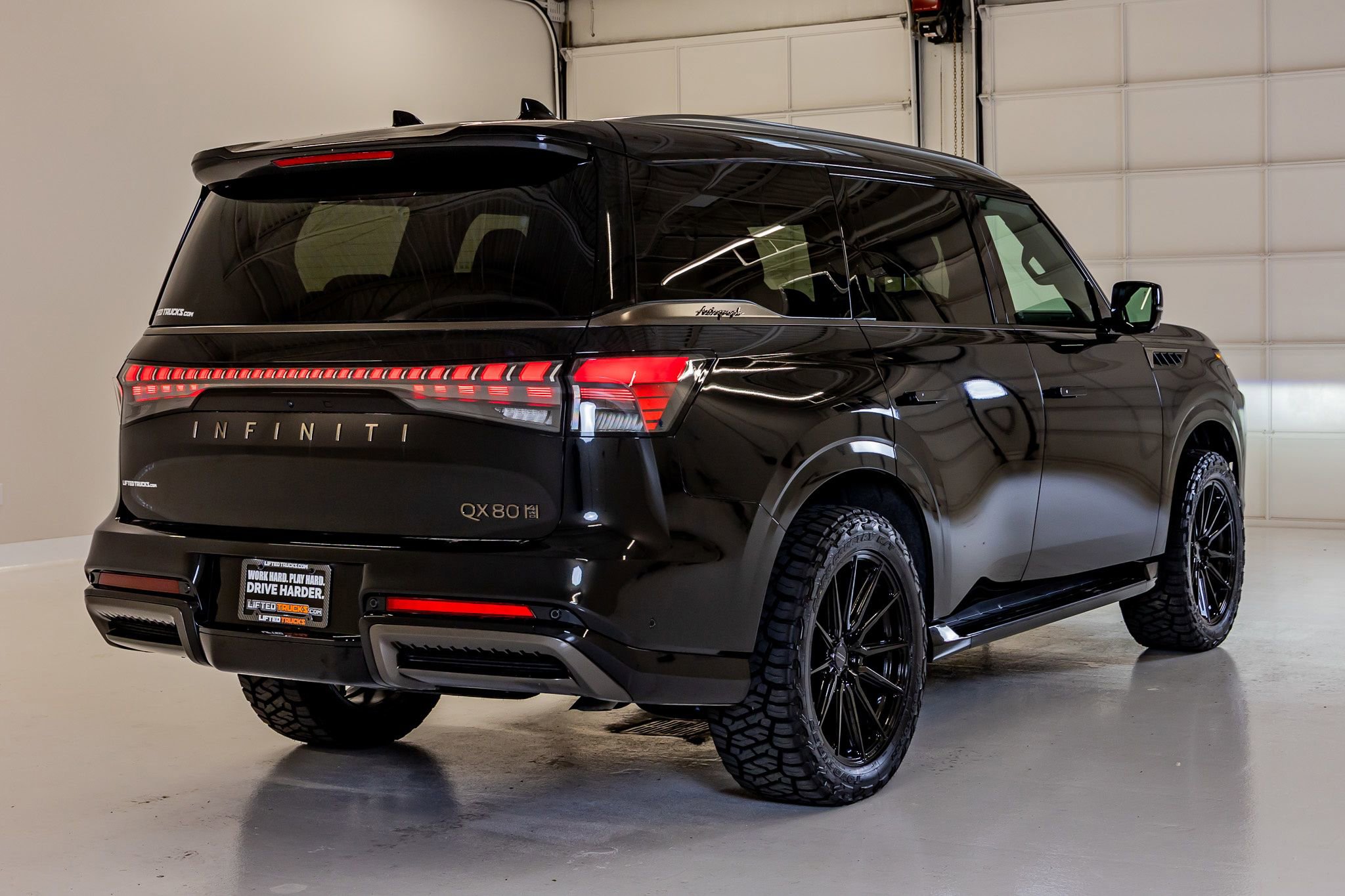 Used 2025 INFINITI QX80 Autograph AWD/4WD image 10