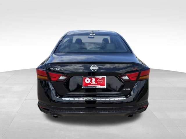 Used 2023 Nissan Altima 2.5 SR AWD/4WD image 10