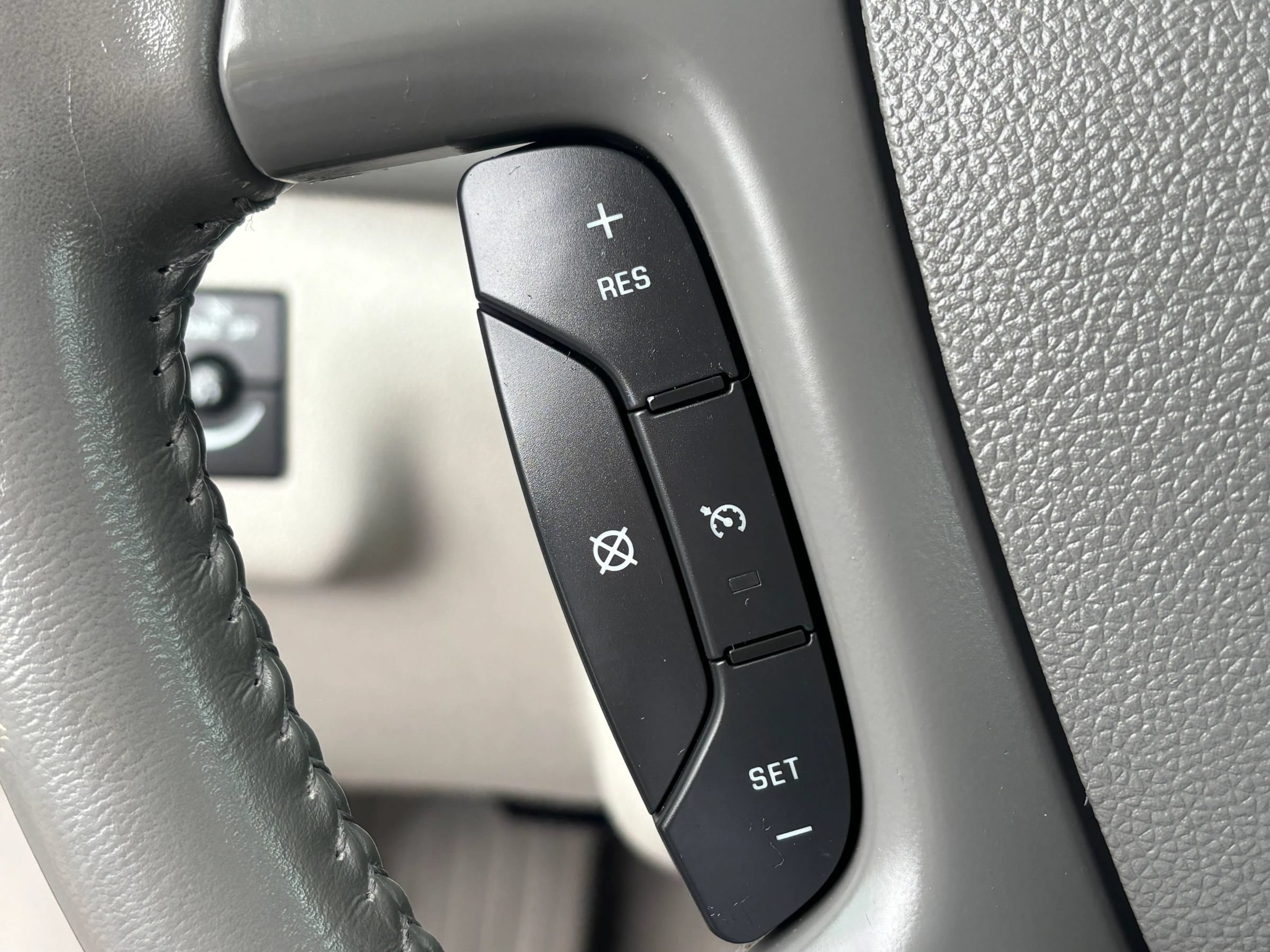 Used 2012 Buick Enclave Leather AWD/4WD image 20