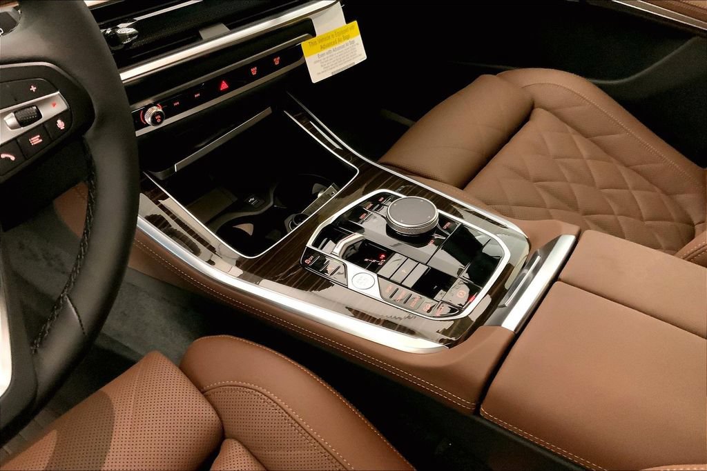 New 2026 BMW X5 xDrive40i w/ Climate Comfort Package AWD/4WD image 6