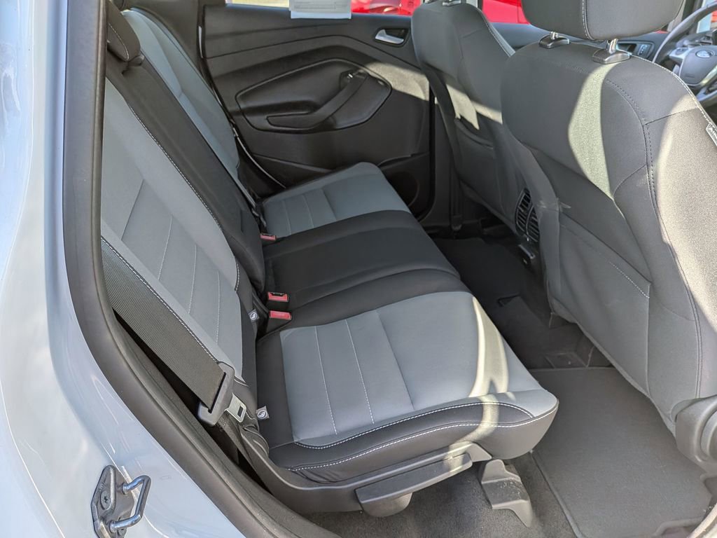 Used 2016 Ford C-MAX SE image 32