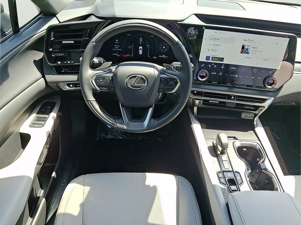 Used 2026 Lexus RX 350h AWD/4WD image 9