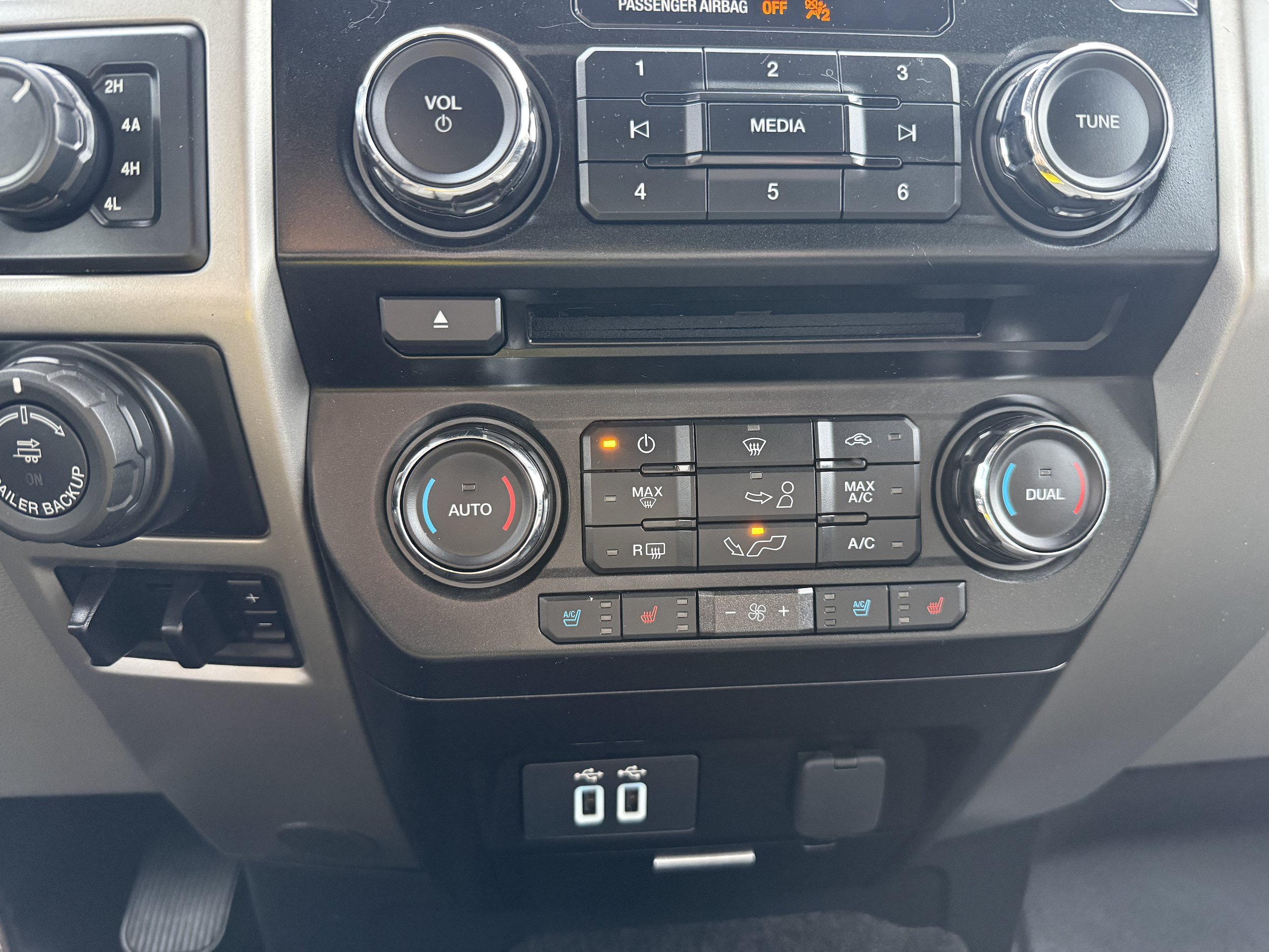 Used 2016 Ford F150 Lariat AWD/4WD image 20