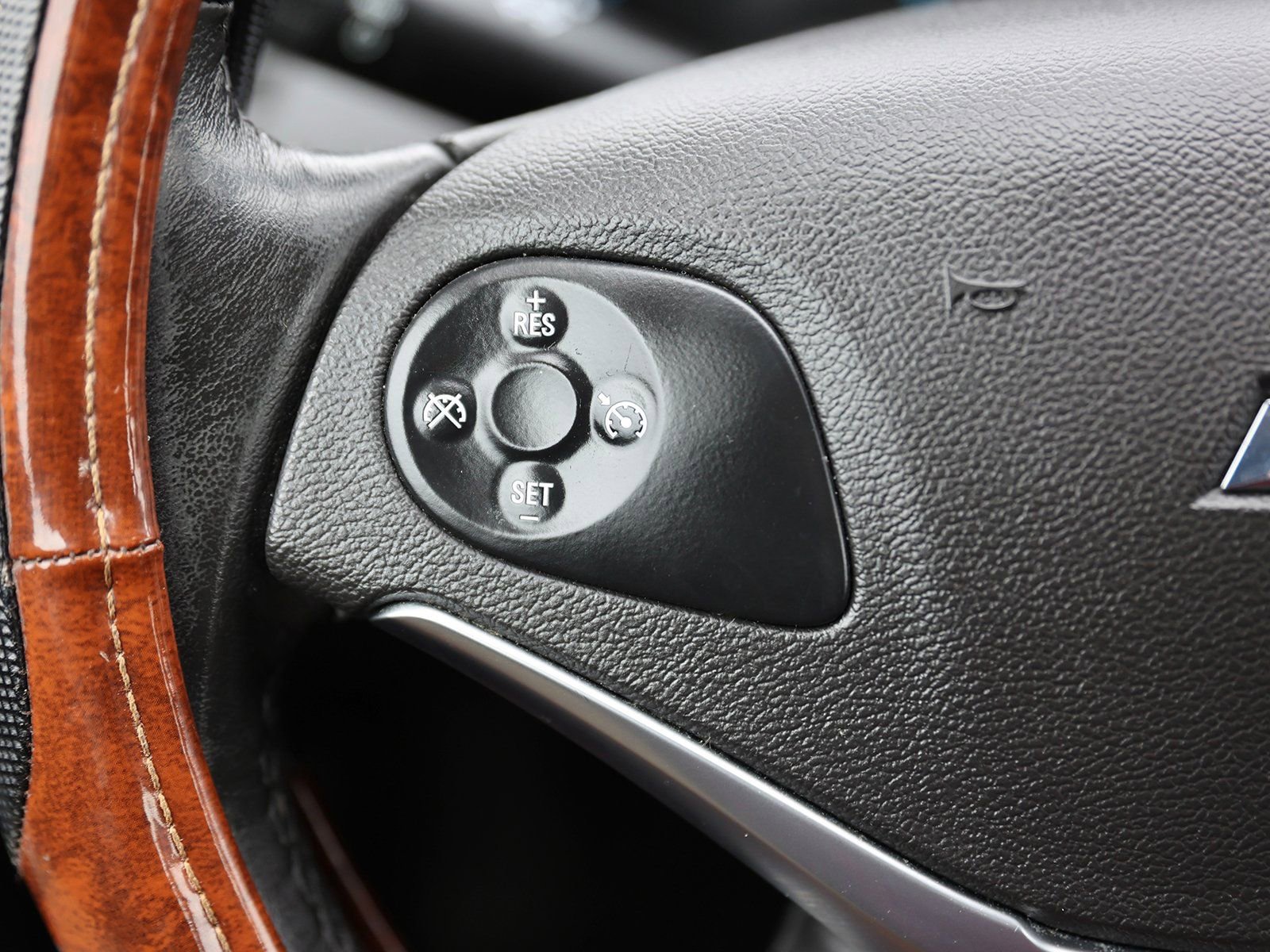 Used 2019 Chevrolet Impala LT image 37