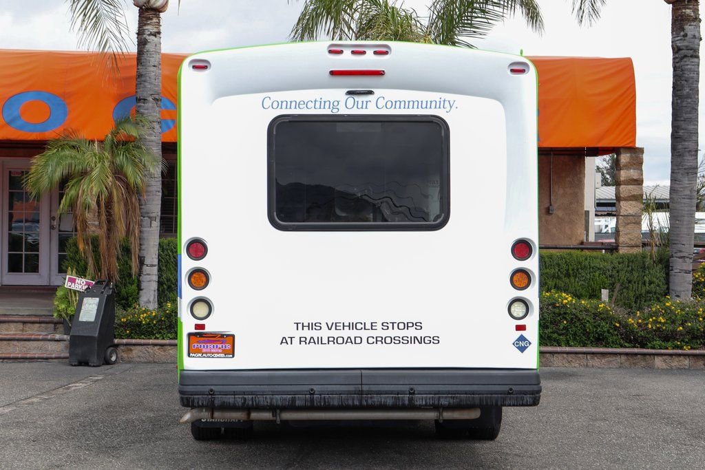 Used 2015 Ford E-450 and Econoline 450 Super Duty w/ Shuttle Bus Prep Package image 7