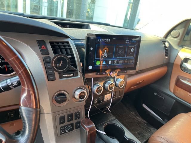 Used 2015 Toyota Sequoia Platinum image 13