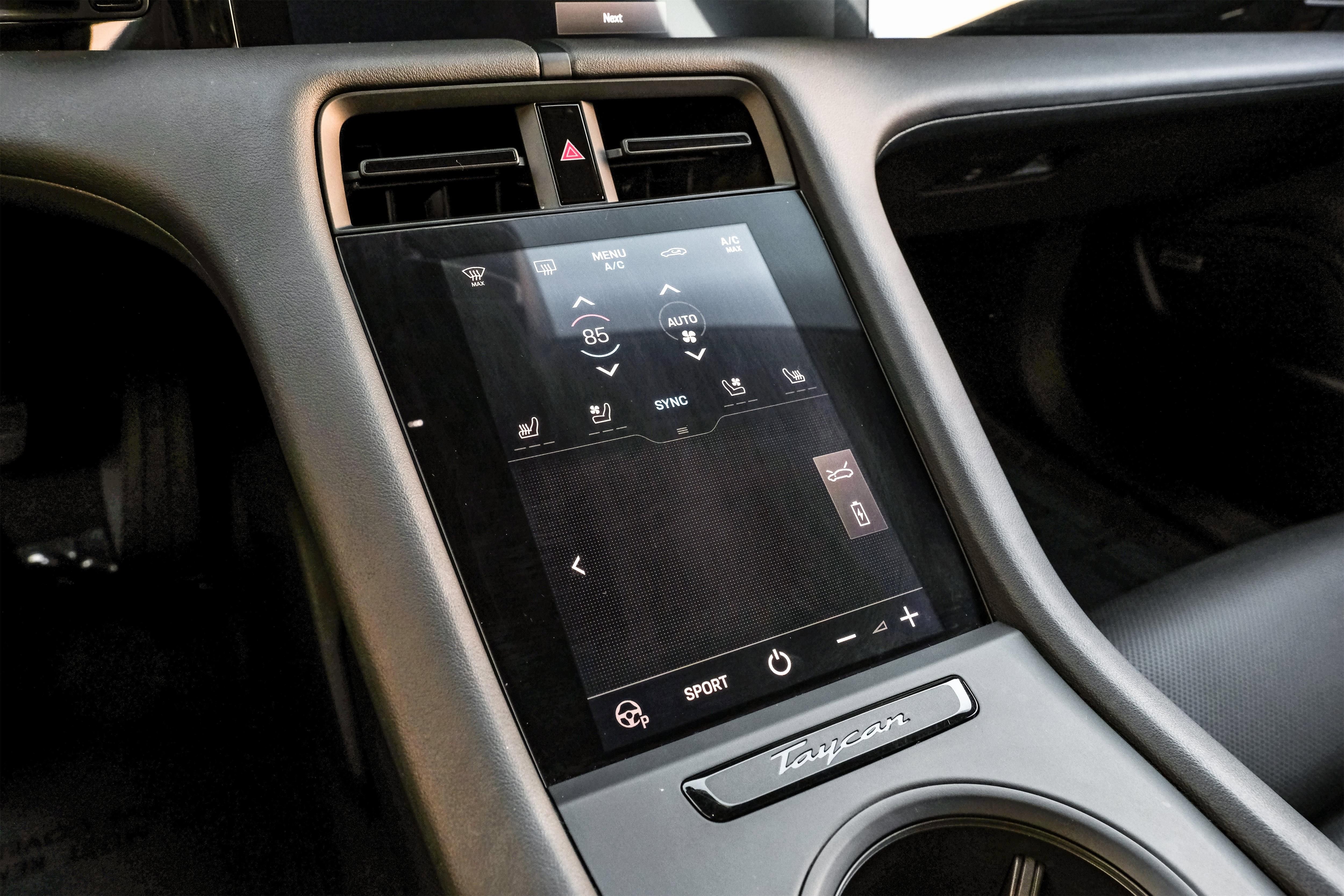 Used 2021 Porsche Taycan image 20