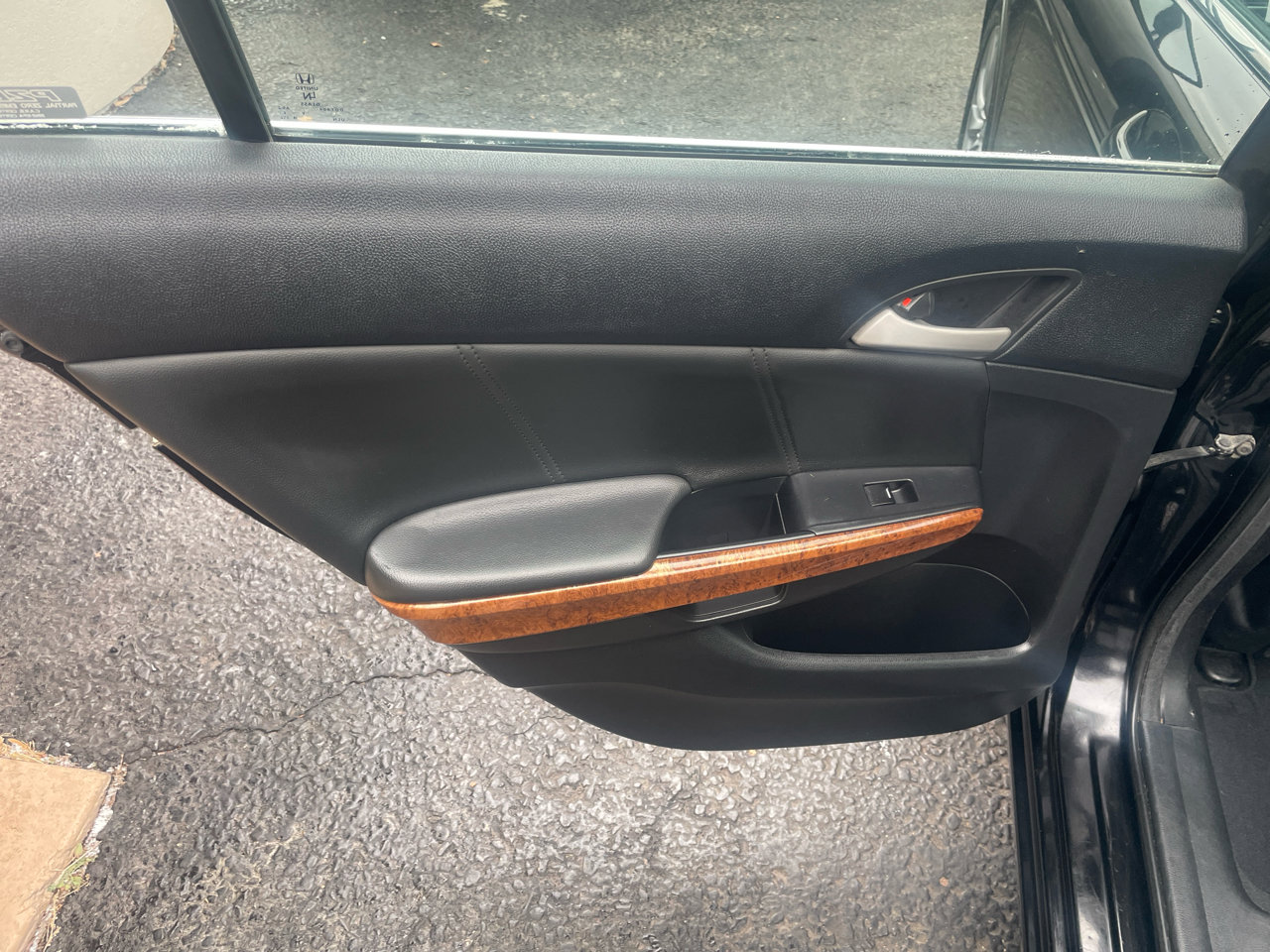 Used 2012 Honda Accord EX-L image 25