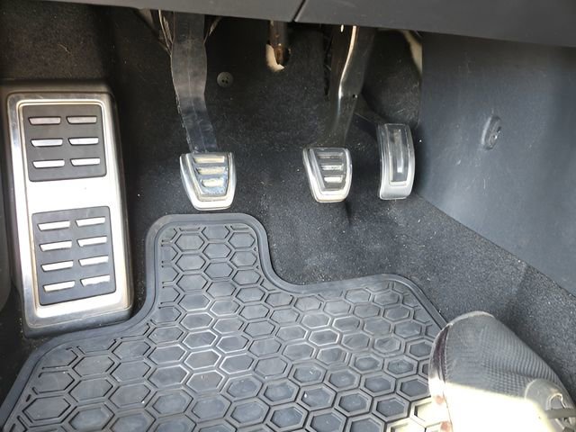 Used 2023 Volkswagen Jetta GLI Autobahn image 15