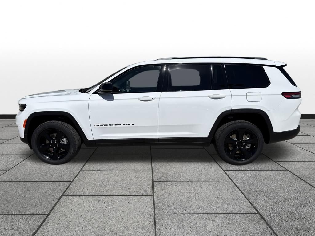 New 2025 Jeep Grand Cherokee L Limited w/ Black Appearance Package image 2