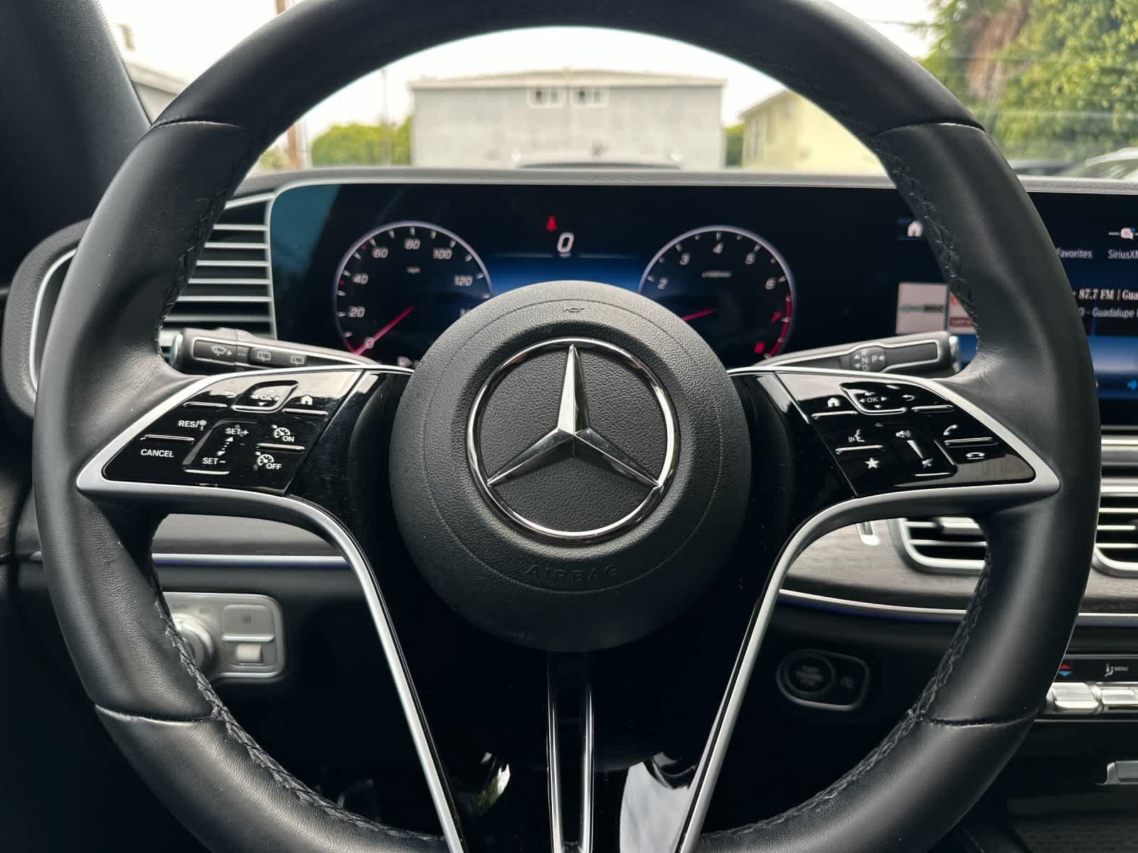 Used 2025 Mercedes-Benz GLE 350 4MATIC image 24