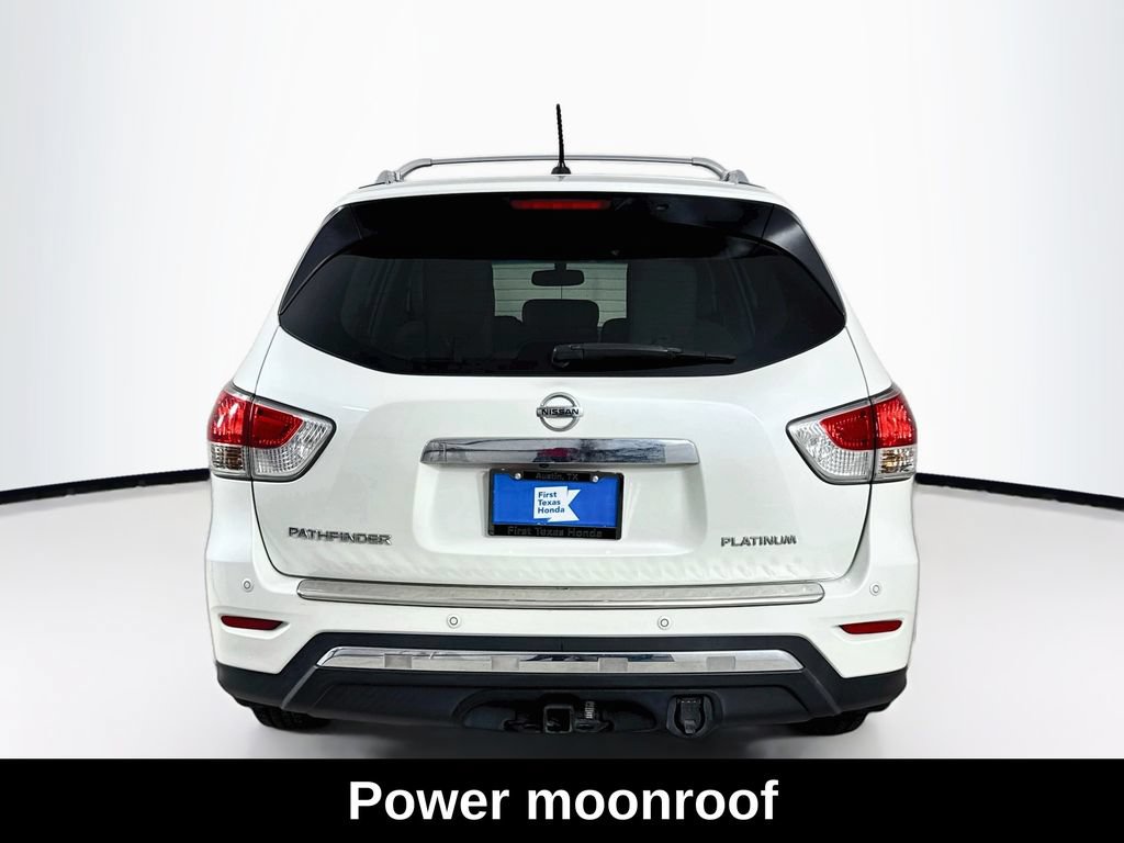 Used 2016 Nissan Pathfinder Platinum w/ Family Entertainment Package FWD image 7