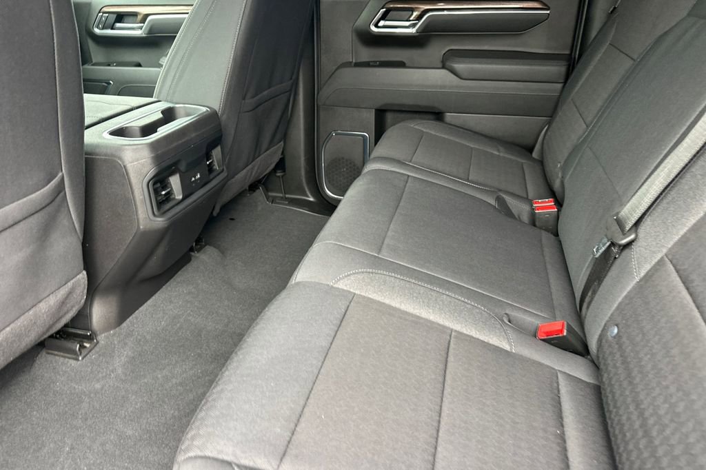 Used 2025 Chevrolet Silverado 1500 LT Trail Boss w/ LPO, Dark Essentials Package image 13