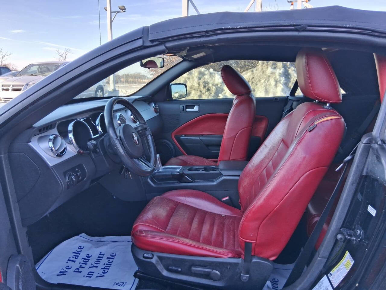 Used 2006 Ford Mustang GT Premium image 11