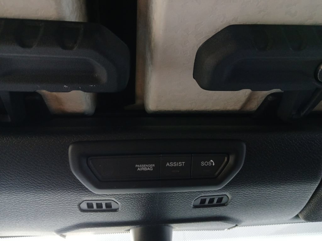 Used 2023 Jeep Gladiator Mojave w/ LED Lighting Group AWD/4WD image 7