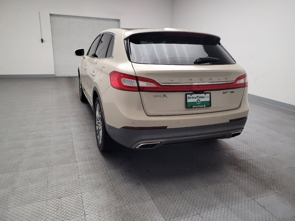 Used 2016 Lincoln MKX Reserve w/ Technology Package image 6