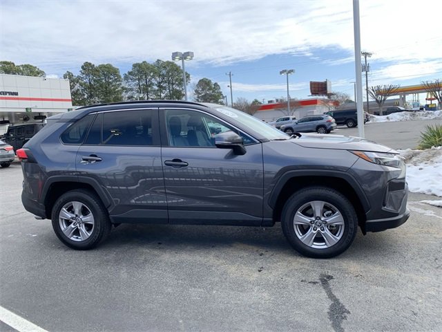 Used 2025 Toyota RAV4 XLE image 9