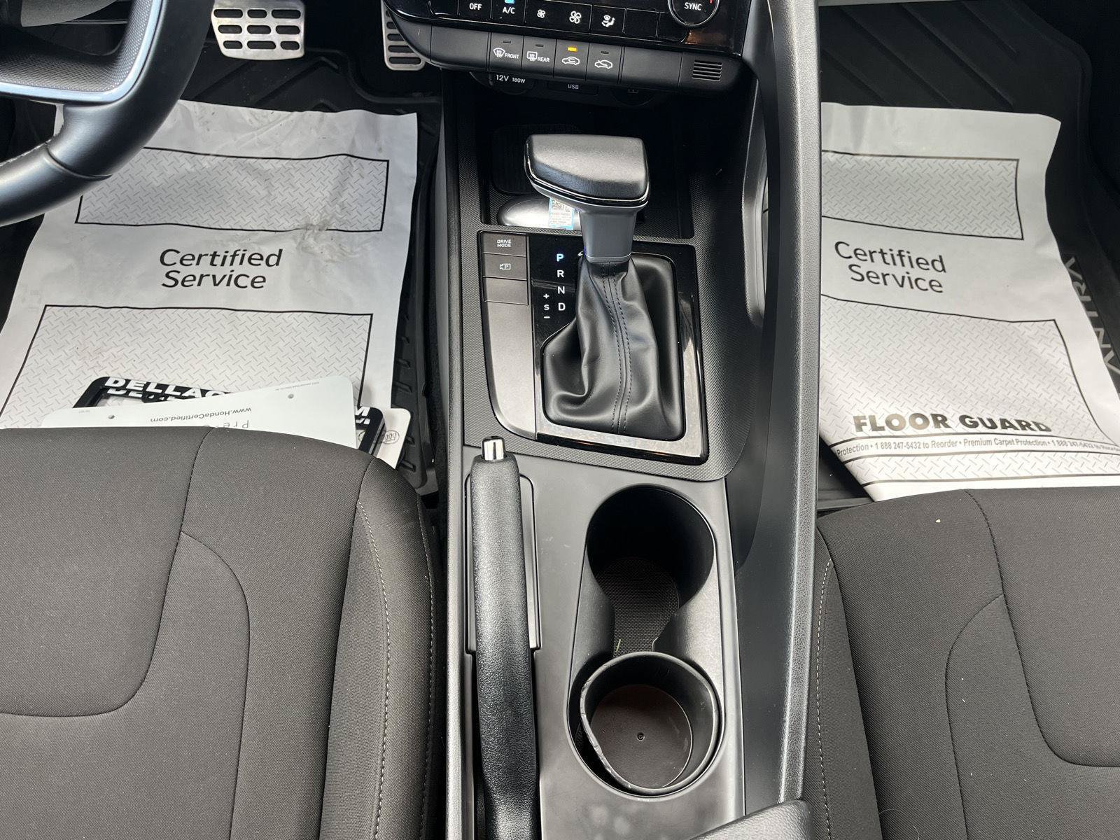 Used 2025 Hyundai Elantra Sport FWD image 19