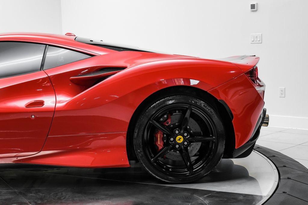 Used 2020 Ferrari F8 Tributo RWD image 18