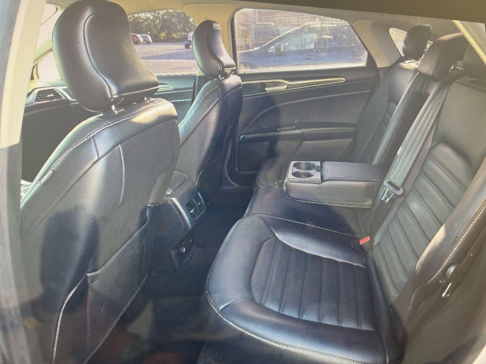 Used 2018 Ford Fusion SE w/ Equipment Group 602A FWD image 7